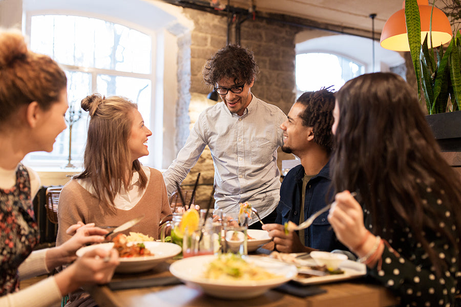 How Restaurant Technology Can Turn Holiday Patrons into Year-Round Customers